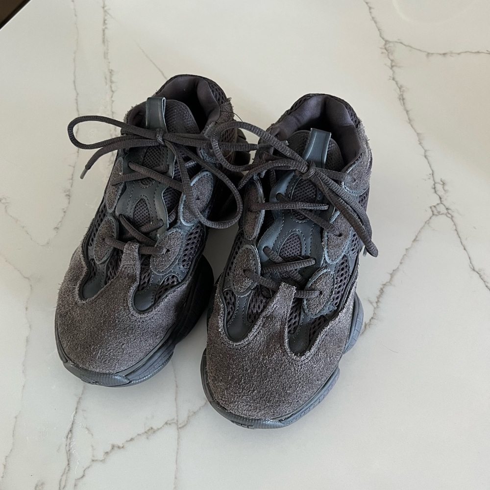 YEEZY 500 Black - US 6 Mens